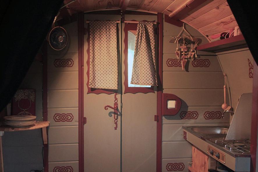 Roulotte Irlandaise Polly Hotel Saint-Vincent-en-Bresse Bagian luar foto